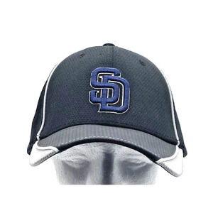 San Diego Padres Hat MLB Baseball New Era 39THIRTY Size Medium / Large Flex Fit